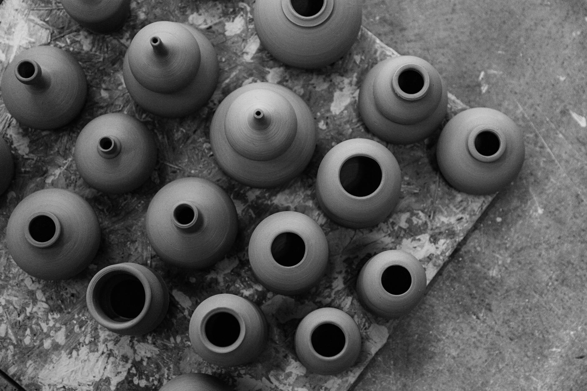 Resonant Vessels — Schwarz-Weiß-Studie